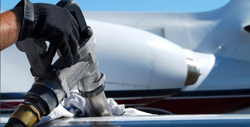 Fueling for aircrafts - FBO Paris Le Bourget