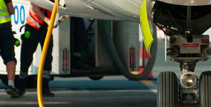 Aircraft handling - Fueling - FBO Paris Le Bourget